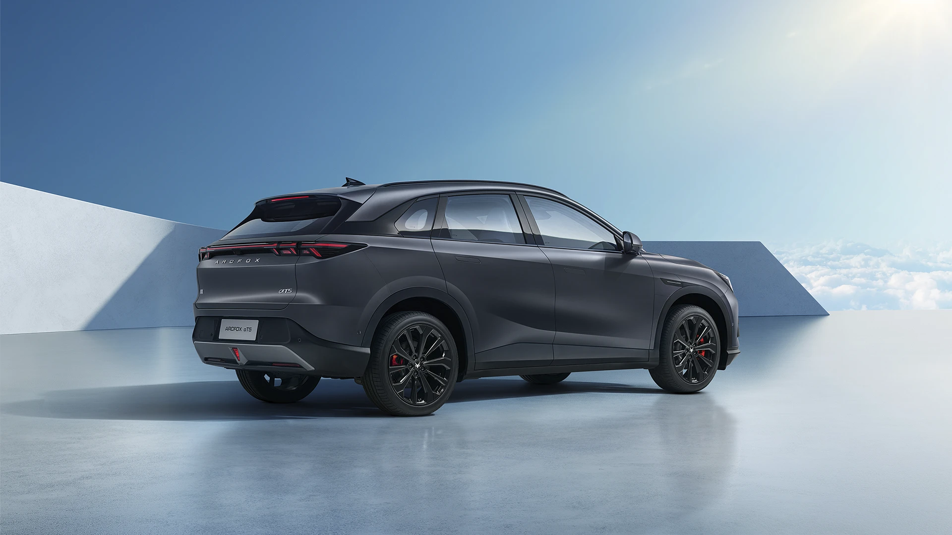 Alpha T5